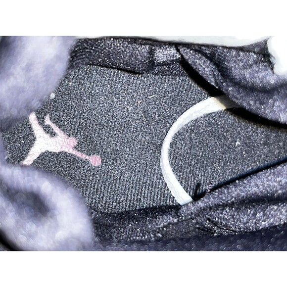 Nike Women’s Jordan 8 Retro Burgundy Bugs Bunny Pheonix Size 10.5 (Men's 9) - Picture 7 of 7